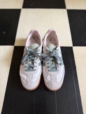 Adidas Sambas